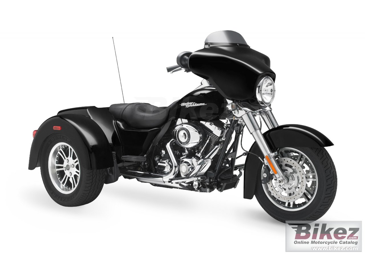 Big Harley-Davidson flhxx street glide trike picture and wallpaper from Bikez.com